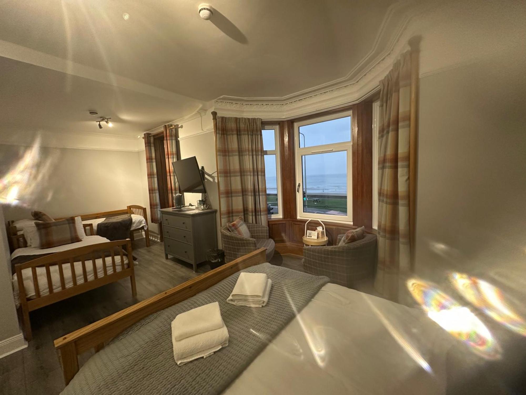 The Cairns Leven Hotel Leven  Buitenkant foto