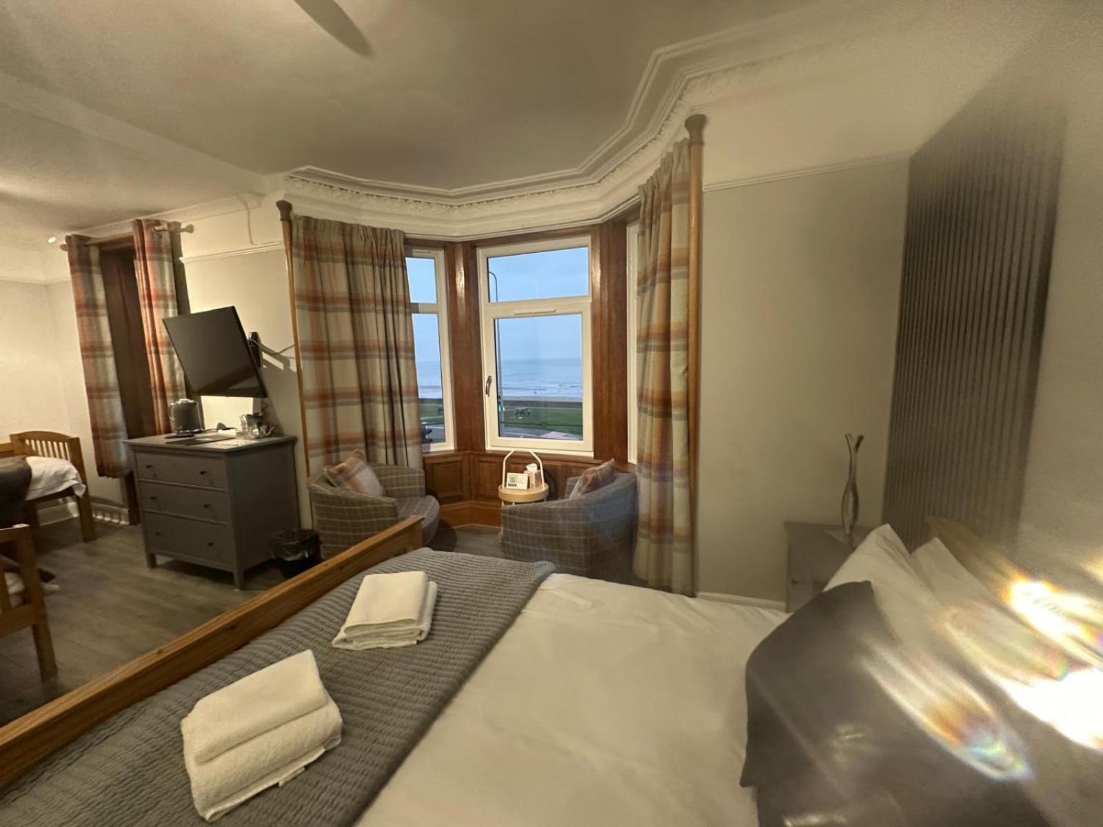 The Cairns Leven Hotel Leven  Buitenkant foto